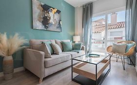 Sunny & Modern Apartment - Center By Rems